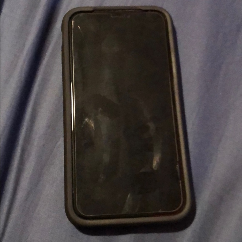 iPhone XR used but amazing